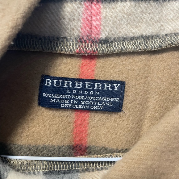 Burberry Turtleneck Scarf - Picture 2 of 4